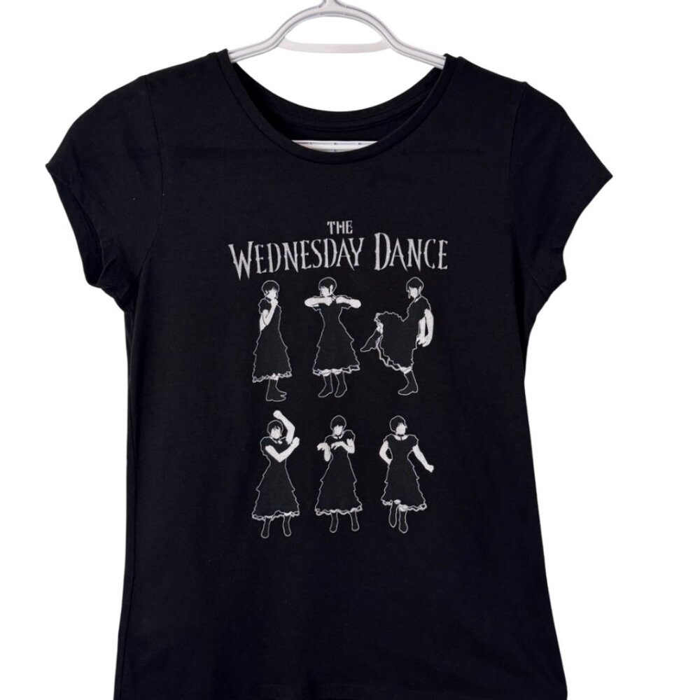 Wednesday black the Wednesday dance graphic t-shirt size US XL Kids